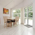Casa vacanze 5 Person Holiday Home In Groemitz