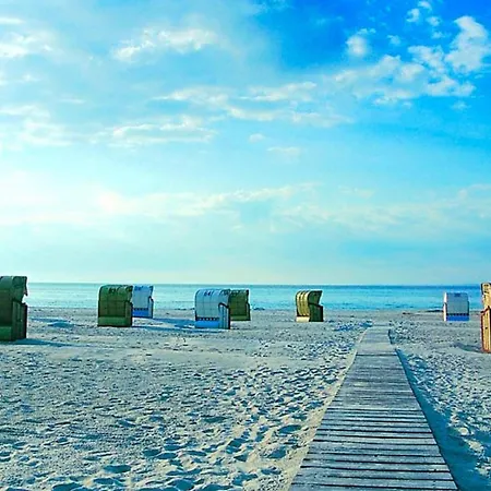 5 Person In Grömitz